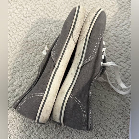 Vans Kid’s Grey Sneakers Size 2 - Picture 4 of 7